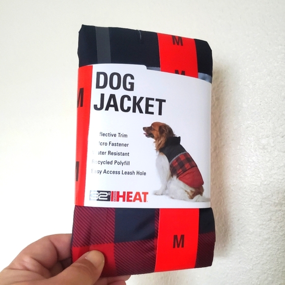32 Degrees Dog Jacket New Size Medium M Black and Red Plaid - Picture 1 of 8